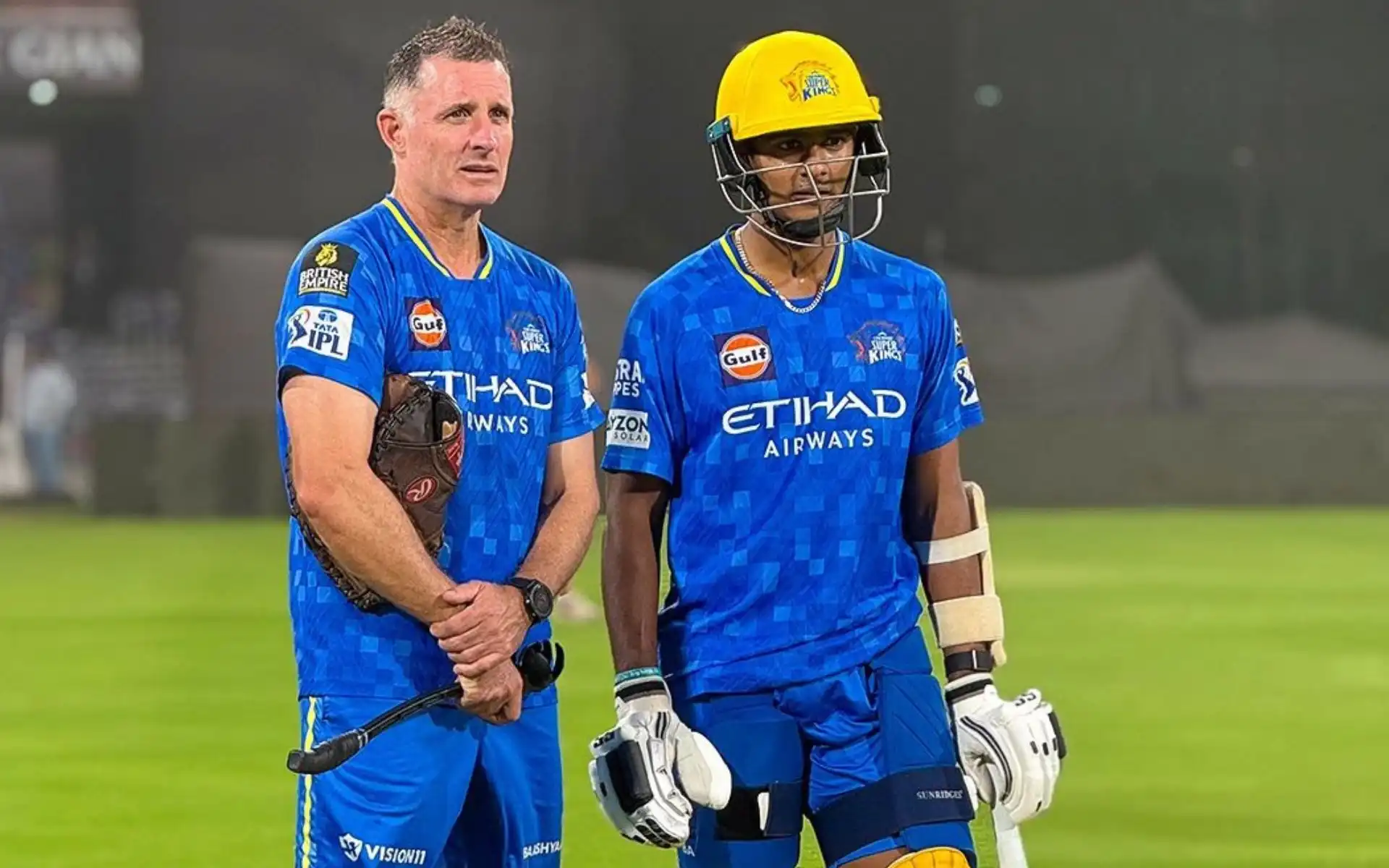 Shaik Rasheed with Michael Hussey (Source: @crickettaakash)