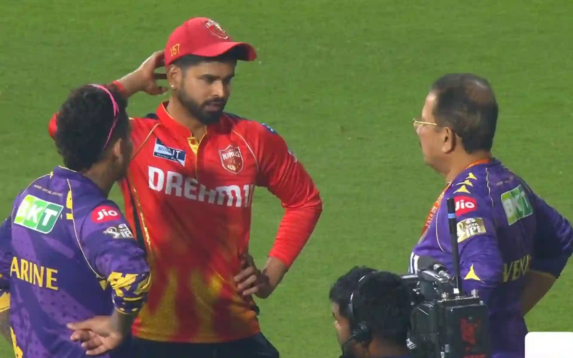 Patch Up? Venky Mysore Meets Shreyas Iyer For 1st Time Since KKR Retention Row