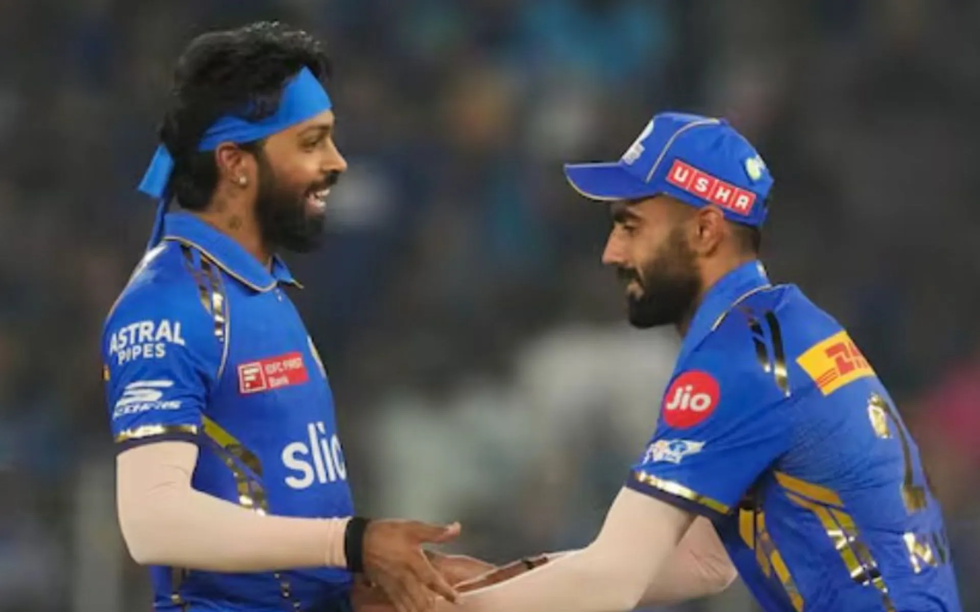 Hardik Pandya and Naman Dhir [Source: iplt20.com]
