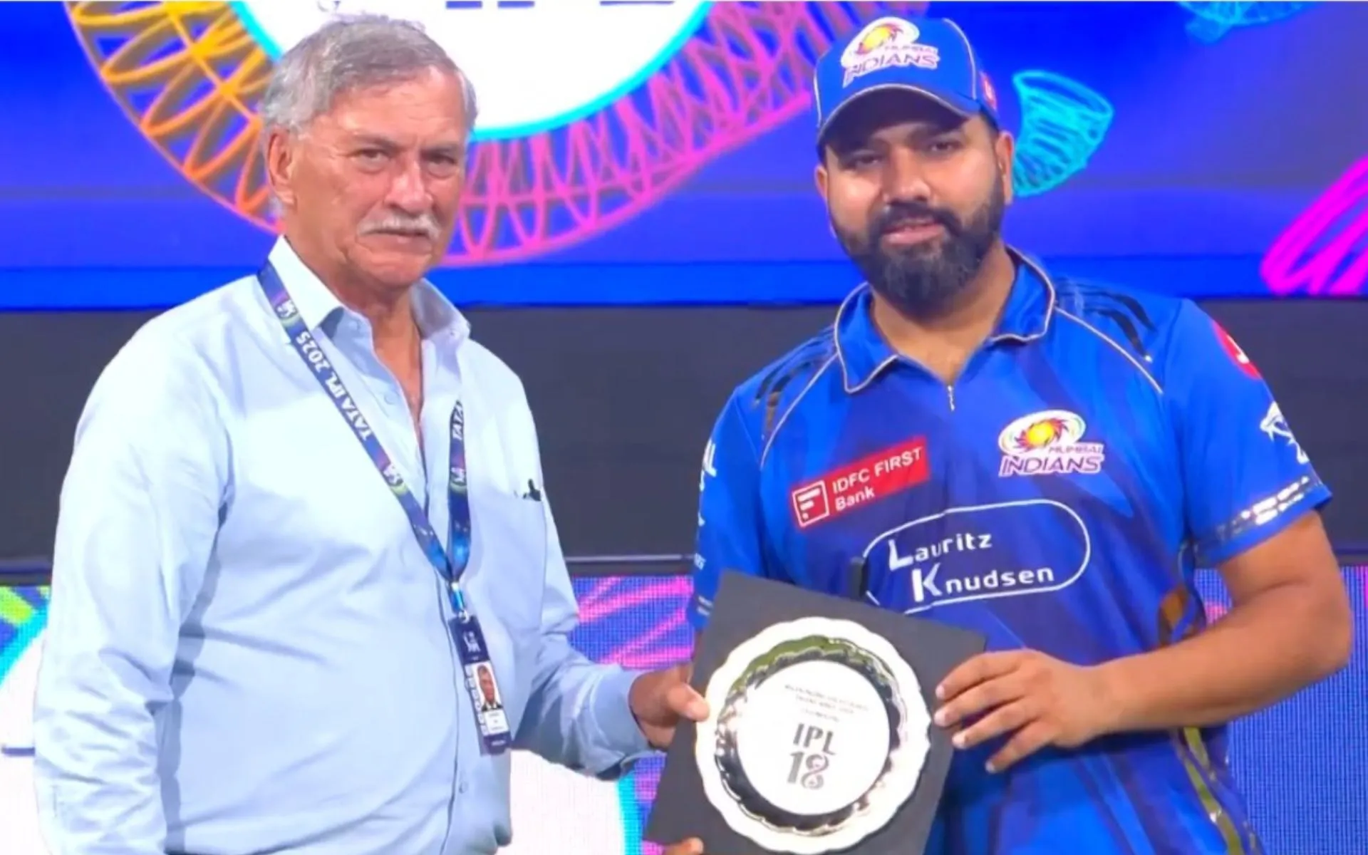Rohit receives award [Source: @OneCricketApp/X.com]
