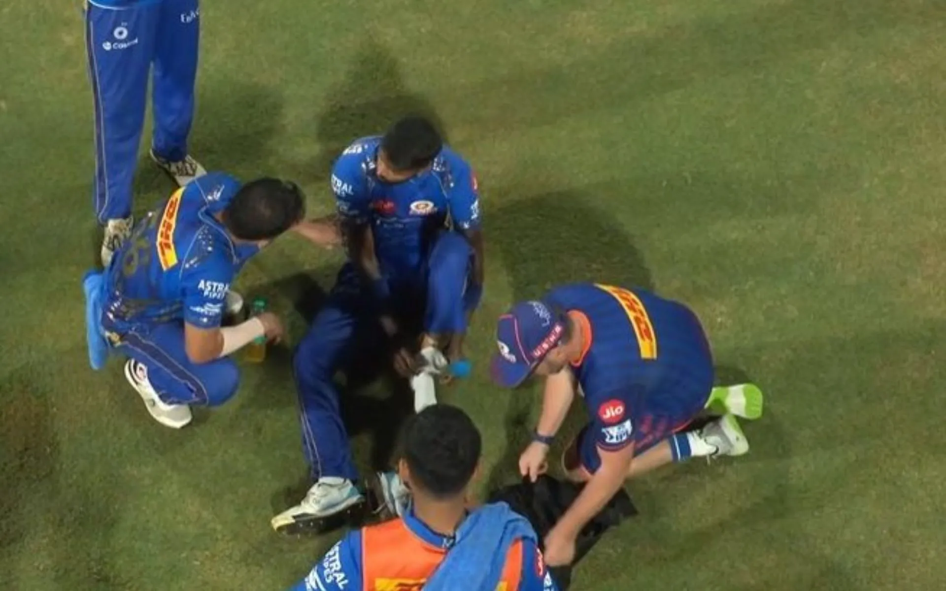 Hardik Pandya during MI vs SRH Match (Source:@Think_TankX/X.com)