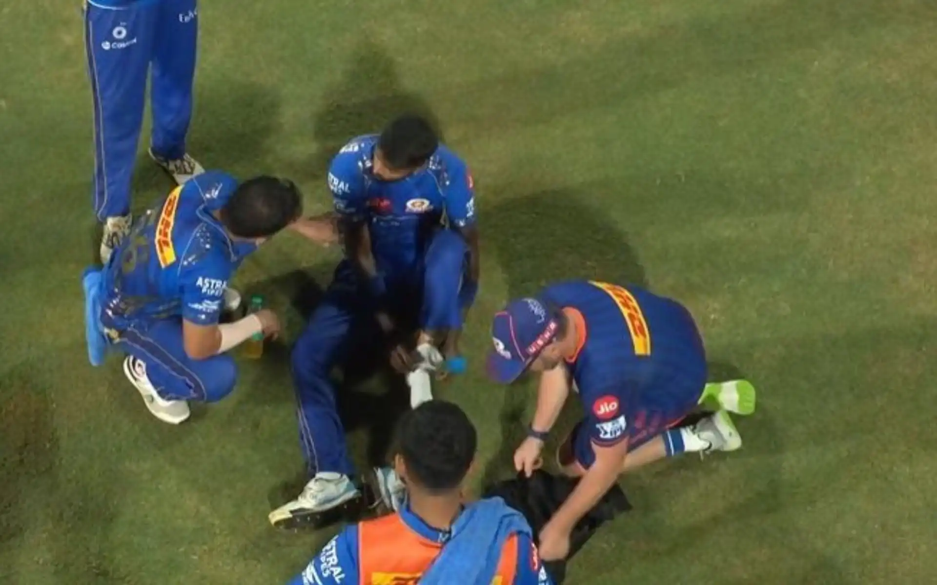 Hardik Pandya during MI vs SRH Match (Source:@Think_TankX/X.com)