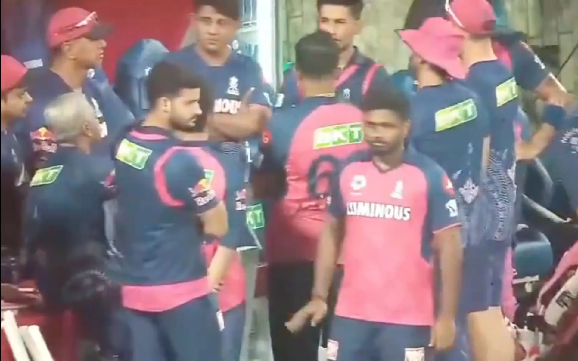Rift between Dravid and Samson? [Source: @mandakini_/x.com]
