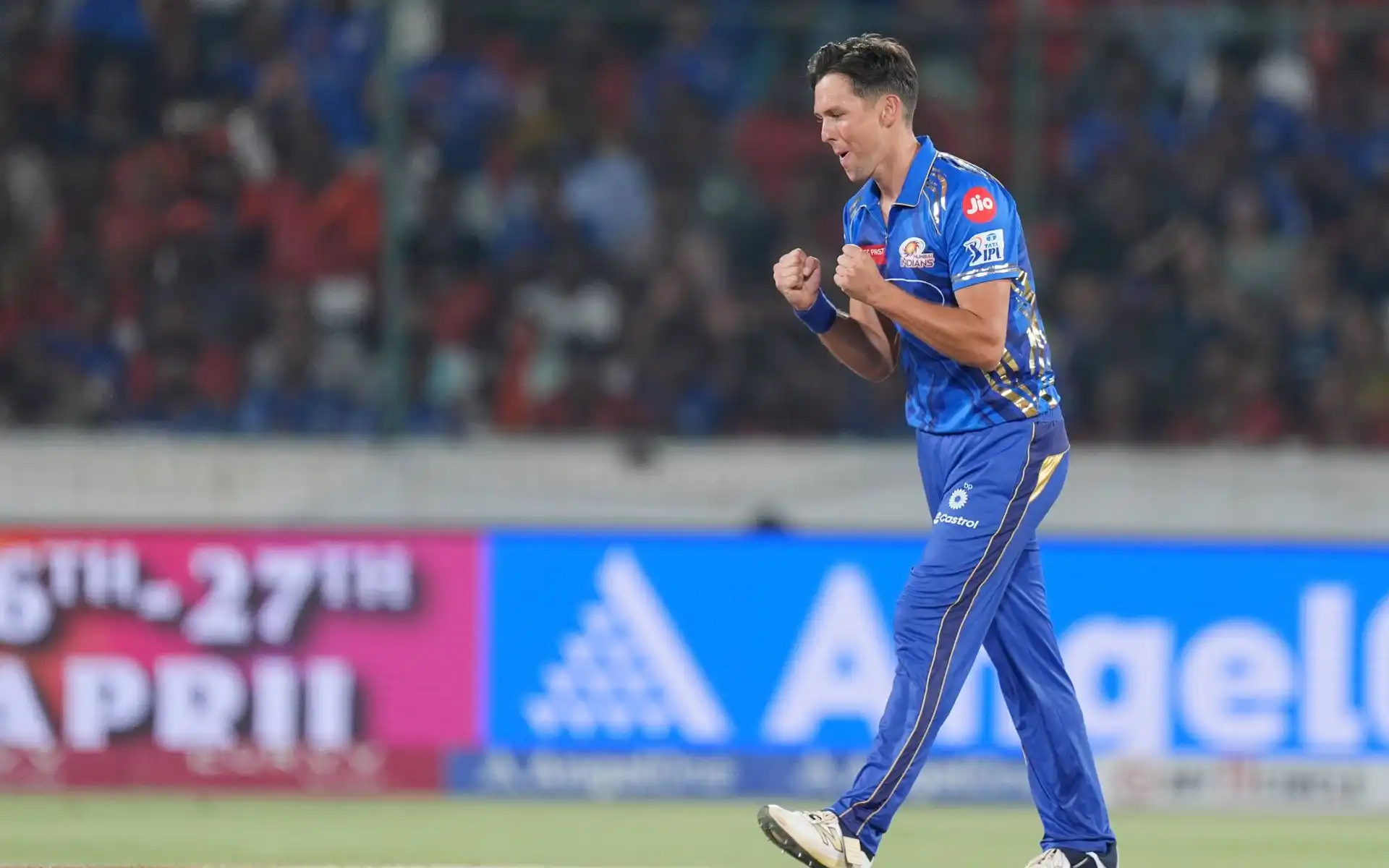 Fiery Trent Boult Delivers His Best IPL 2025 Spell; Destroys SRH With 4/26 In Hyderabad Fiery Trent Boult Delivers His Best IPL 2025 Spell; Destroys SRH With 4/26 In Hyderabad