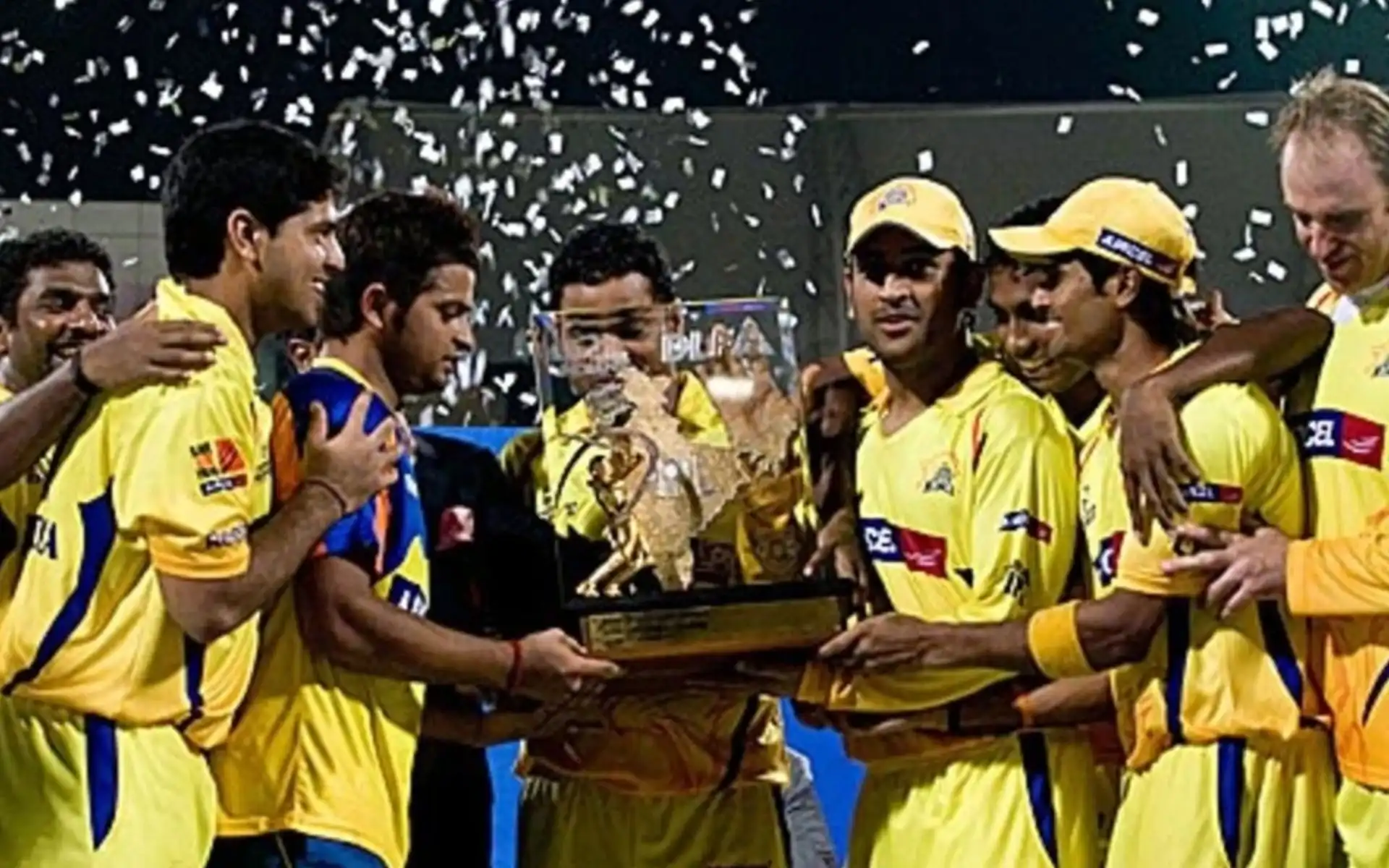 CSK lifting the trophy [Source: @VideoMemes_VM/X]