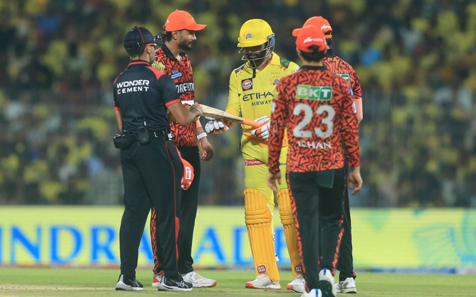 Ravindra Jadeja bat fails gauge test (Source: AP)