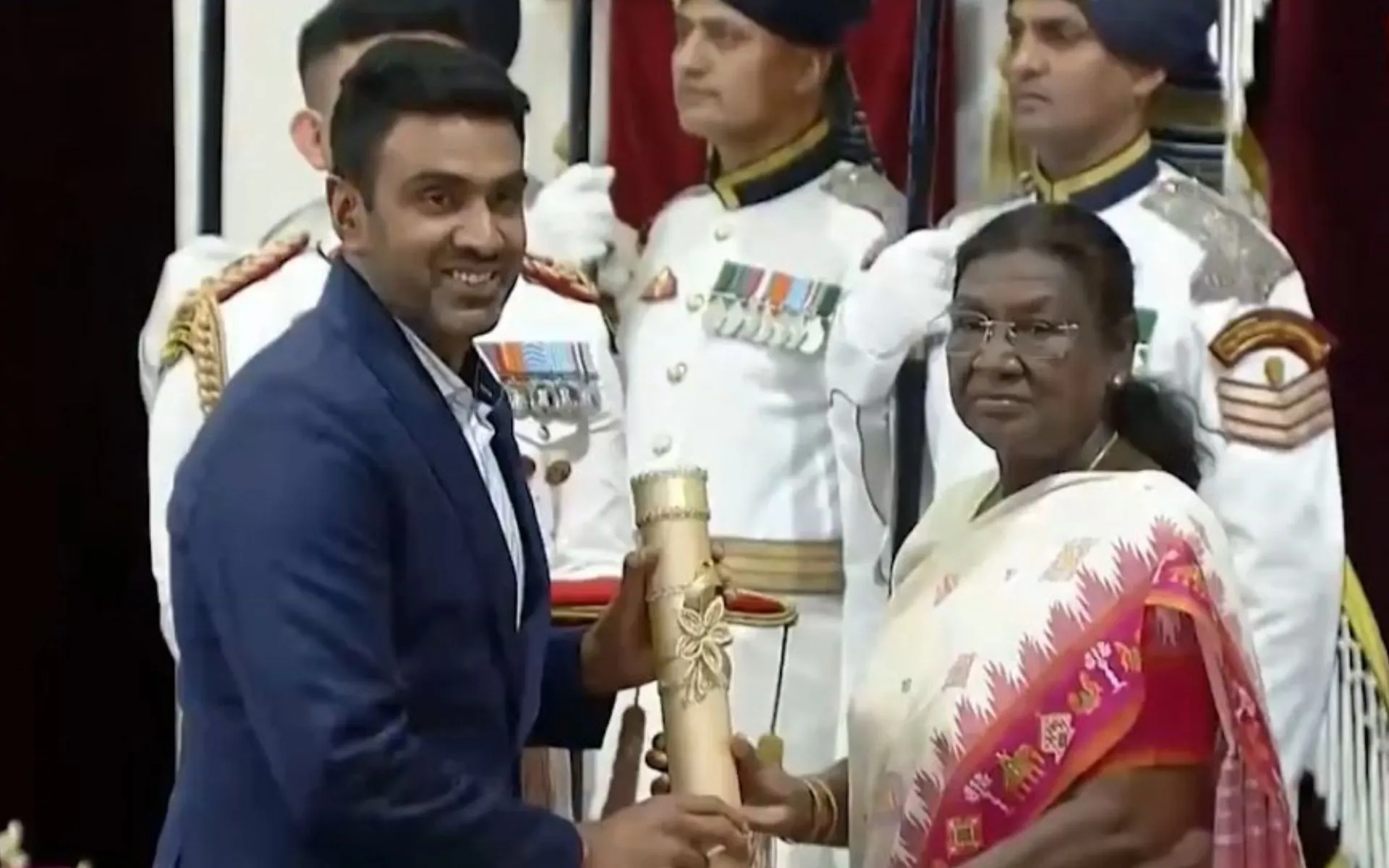 R Ashwin receives Padma Shri [Source: @Ayyappan_1504/x.com]