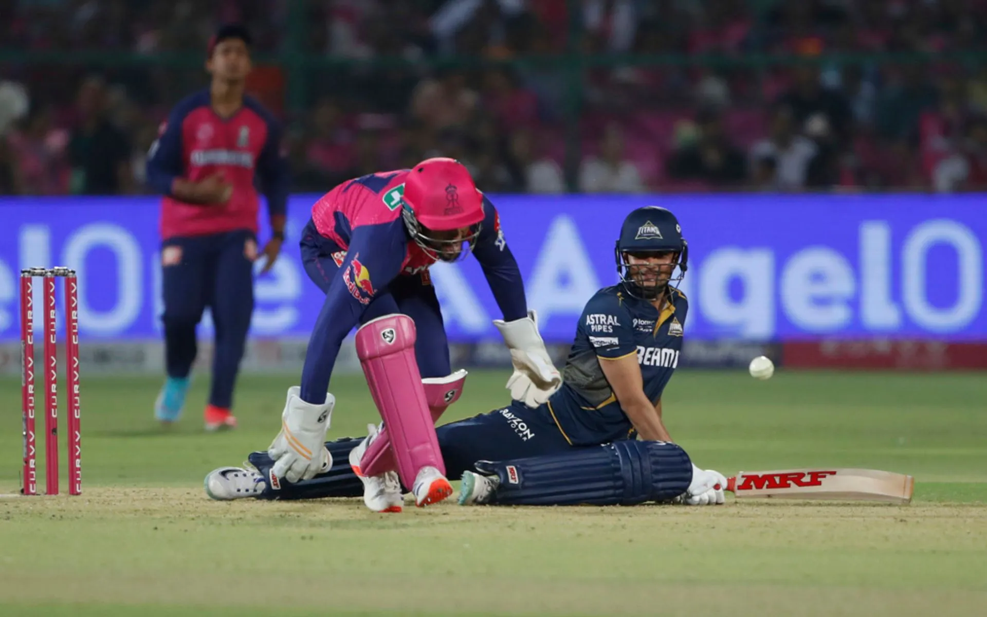 Why was Gill subbed off [Source: AP Photo]