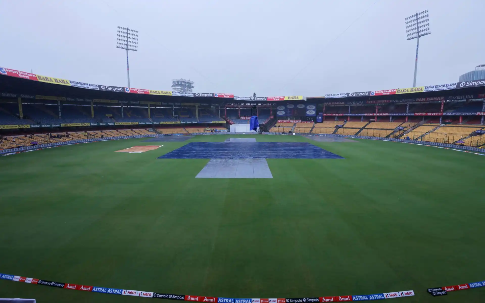 M Chinnaswamy Stadium [Source: @mufaddal_vohra/X]