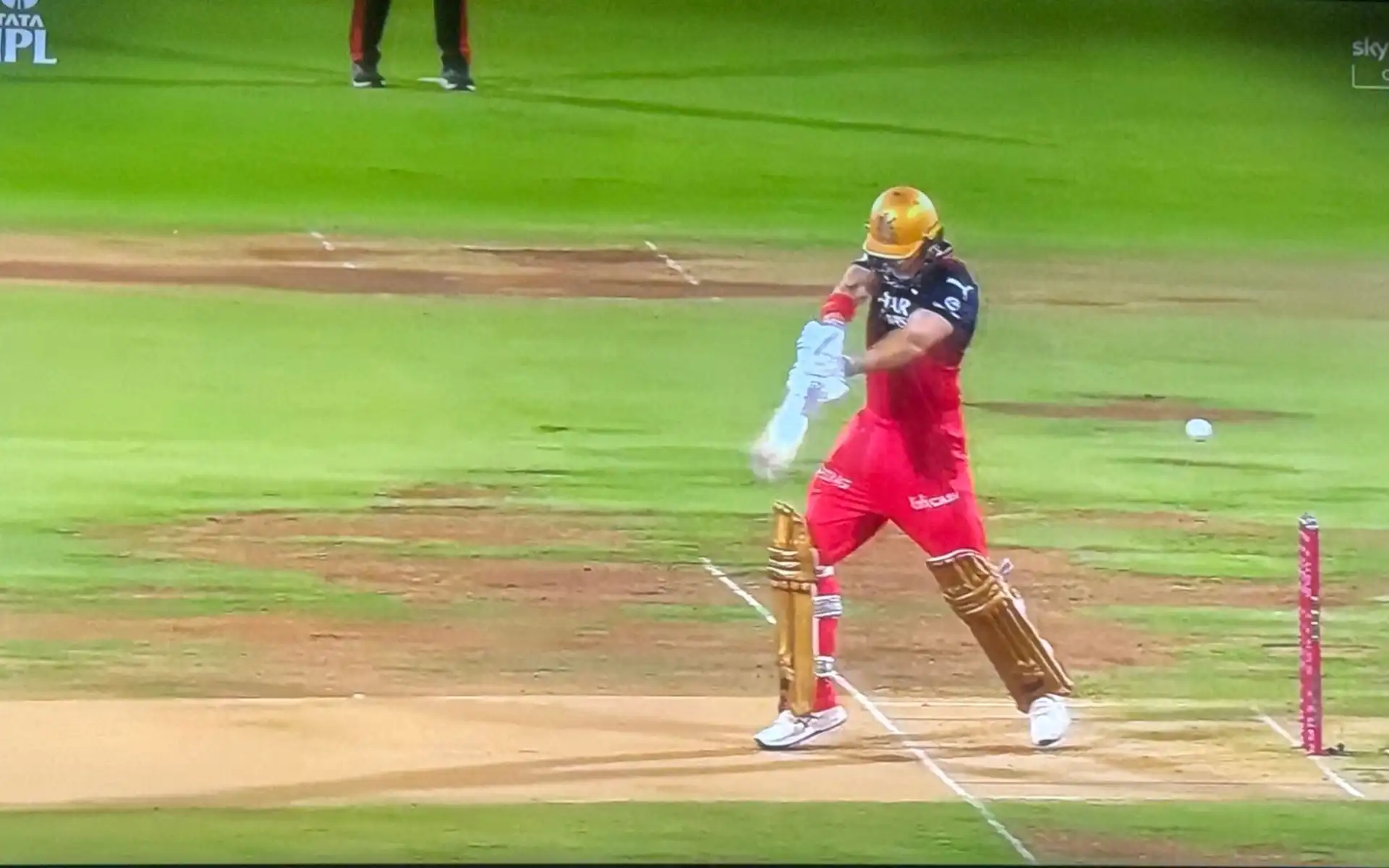 RCB vs CSK Live Updates: IPL 2025 Match Score, Live Streaming, Toss Update, Highlights