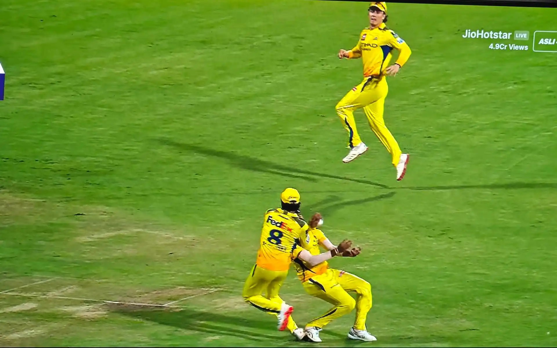 RCB vs CSK Live Updates: IPL 2025 Match Score, Live Streaming, Toss Update, Highlights