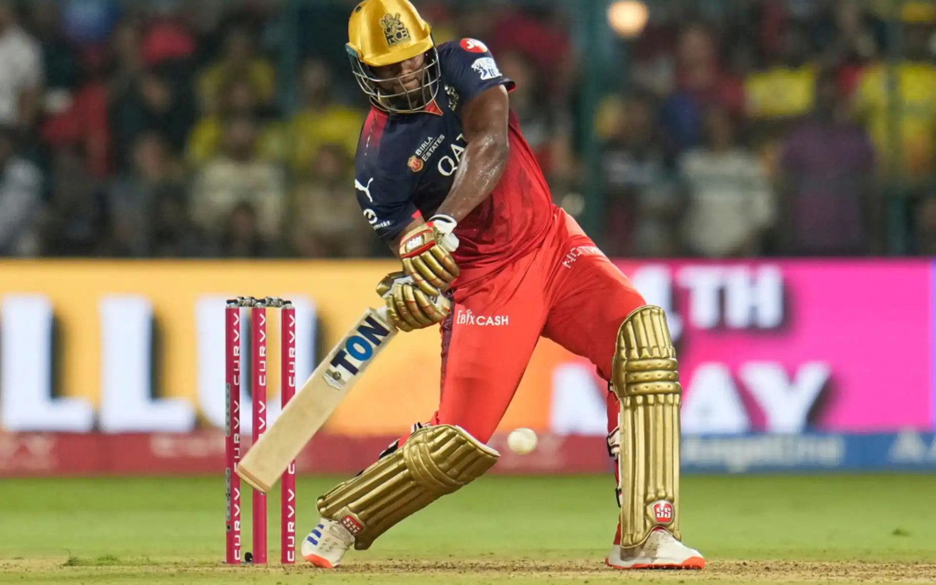 Romario Shepherd's Signing And? 3 Auction Masterstrokes That Worked Wonders For RCB Romario Shepherd's Signing And? 3 Auction Masterstrokes That Worked Wonders For RCB
