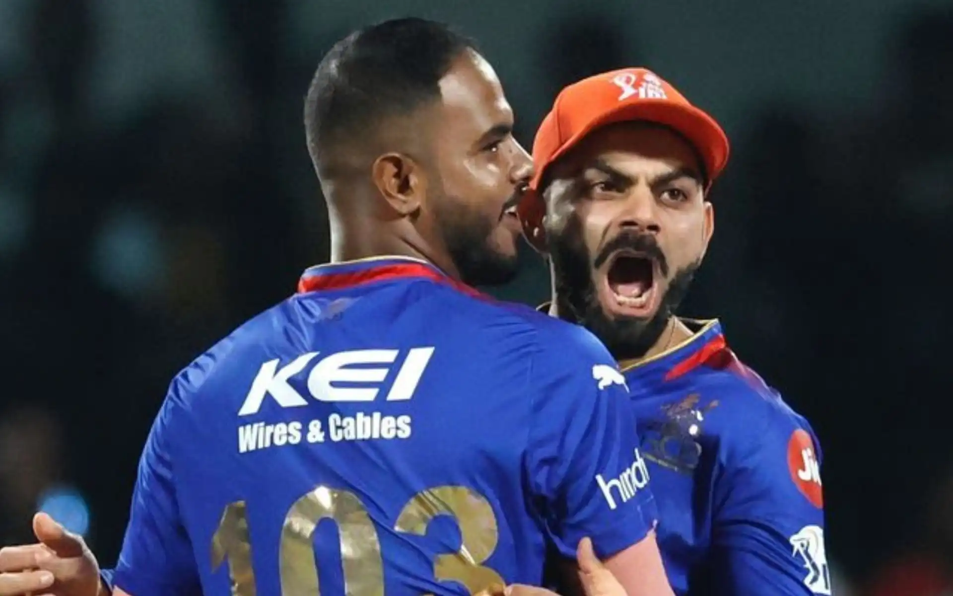 Yash Dayal and Virat Kohli (Source:@Supriya94796850,x.com)