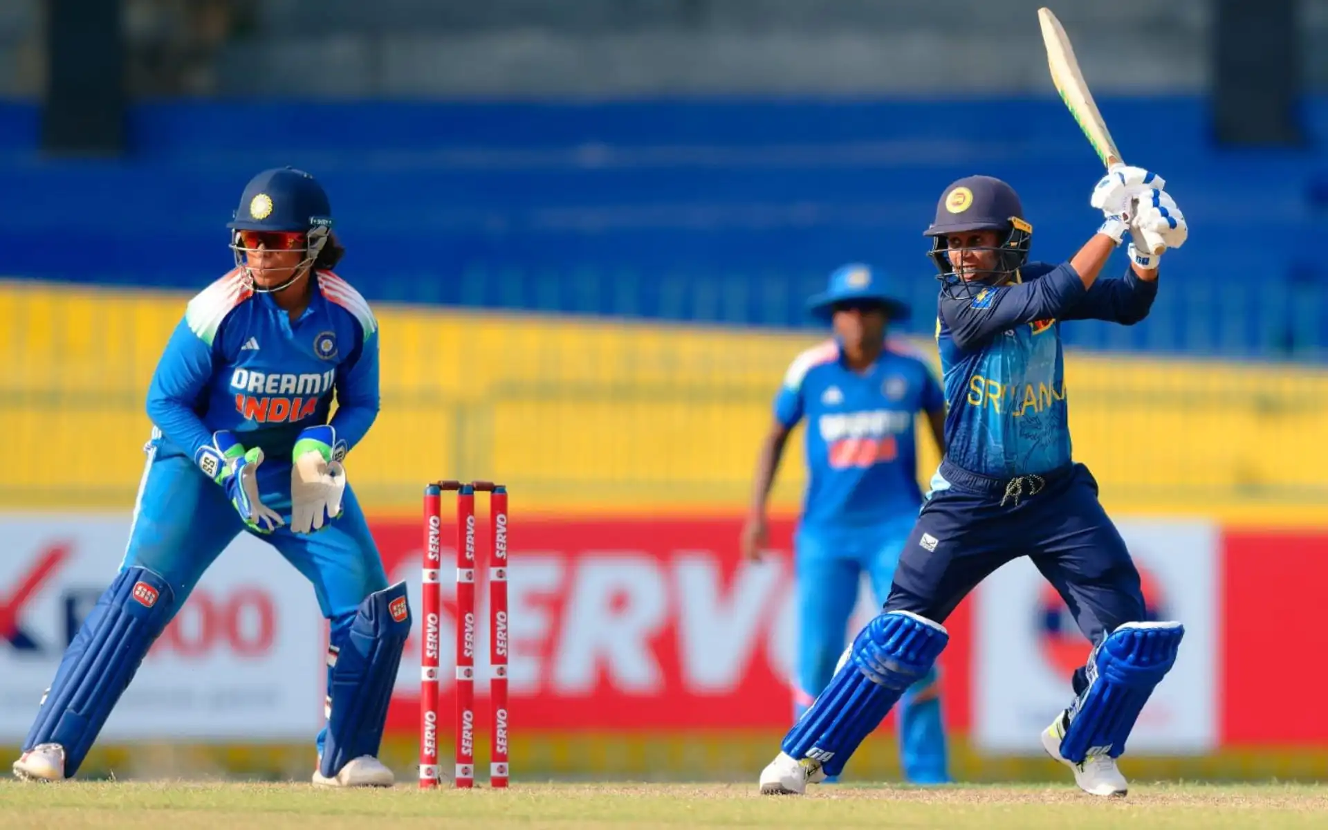 Nilakshi's Late Blitz Stuns India As Sri Lanka Pull Off Historic Chase In 4th ODI