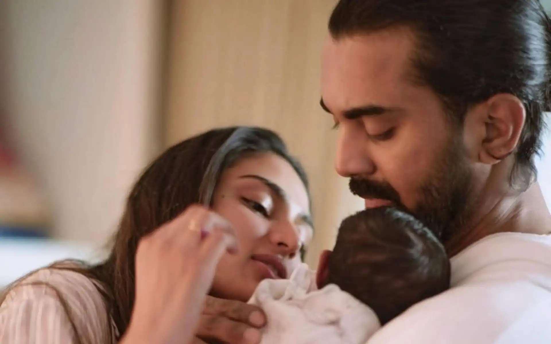 KL Rahul Reveals The Story Behind His Daughter's Name (Source: @CricCrazyJohns/x.com)