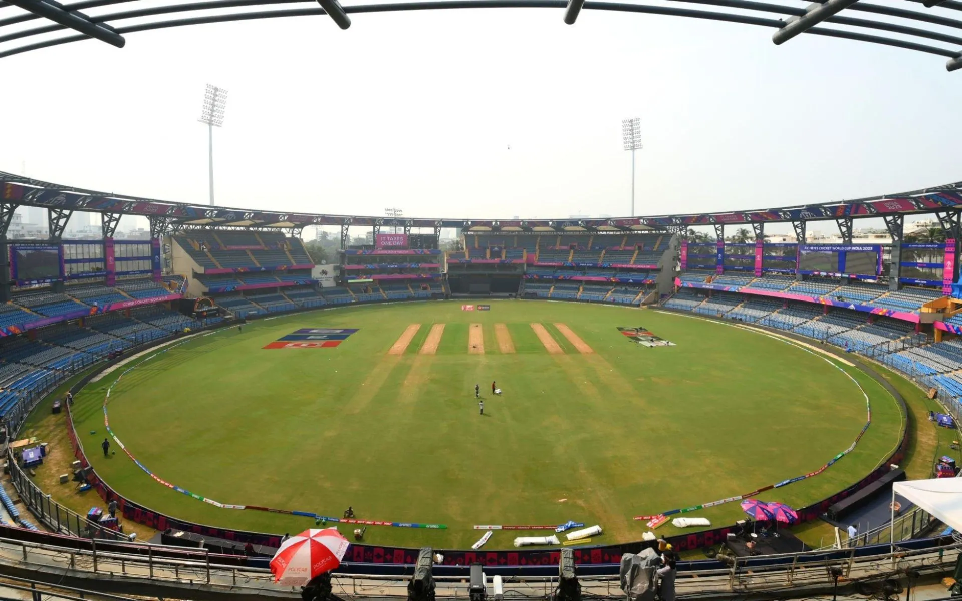Wankhede Stadium, Mumbai [Source: @mufaddal_vohra/X]