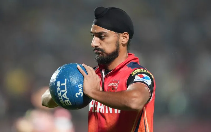 60 Runs In 4 Overs! Arshdeep Singh Creates Unwanted IPL Record Vs Rajasthan Royals 60 Runs In 4 Overs! Arshdeep Singh Creates Unwanted IPL Record Vs Rajasthan Royals