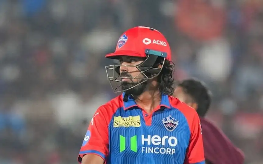 KL Rahul Leaves Practice Mid-Season; Doubts On Availability For MI Match KL Rahul Leaves Practice Mid-Season; Doubts On Availability For MI Match