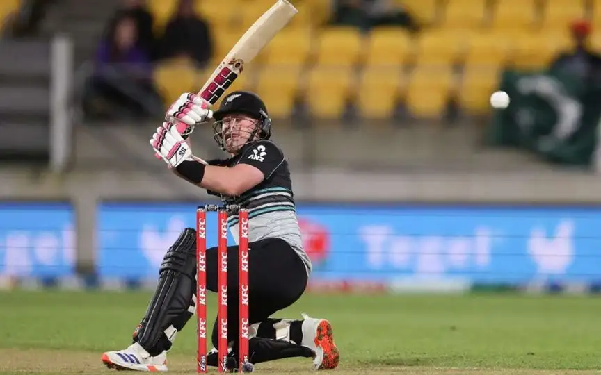 Why RCB bought Tim Seifert [Source: @CricCrazyJohns/x.com]
