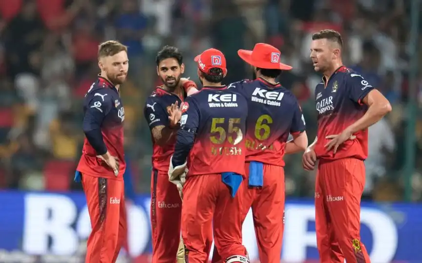 Who will partner Bhuvneshwar Kumar [Source: AP Photo]
