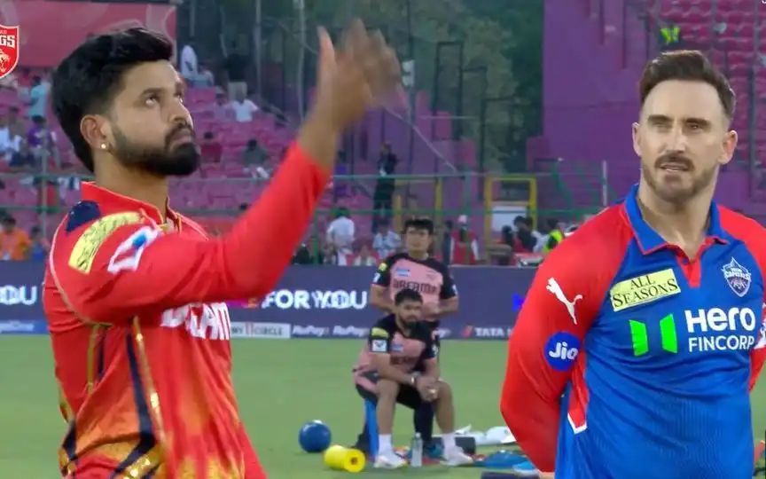 Shreyas Iyer and Faf - (Source: OneCricket)