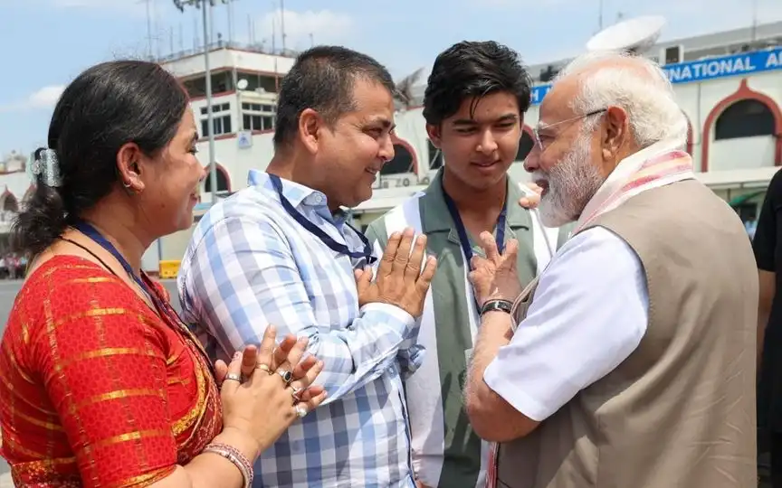 Vaibhav Suryavanshi mets PM Modi in Patna [Source: @narendramodi/X.com]