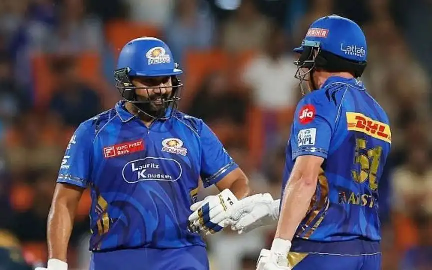 MI का पावरप्ले शानदार रहा (स्रोत: @SPORTYVISHAL/x.com)