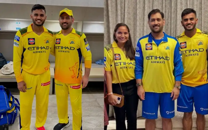 Urvil Patel with MS Dhoni [Source: @urvil_patel_37/Instagram.com]