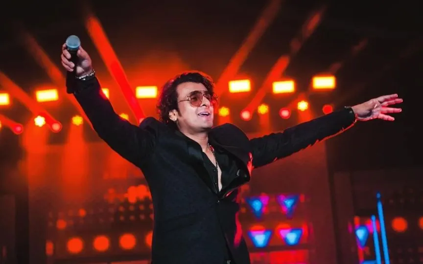 Sonu Nigam set to sing in Vidarbha Pro T20 [Source: @montu76/X]