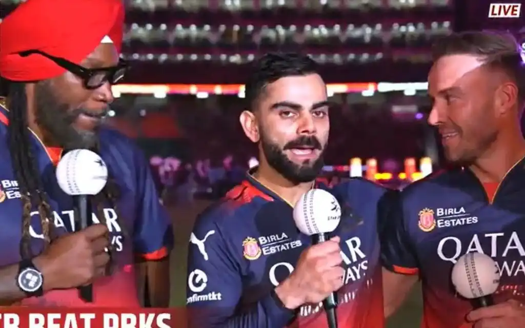 Virat and Trio - (Source : @Johns/X.com)