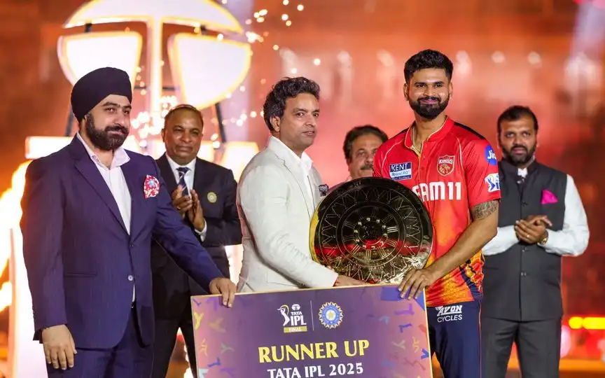 12.50 Cr Prize! Shreyas Iyer And PBKS Presented With Special Shield After Heartbreaking Final Loss