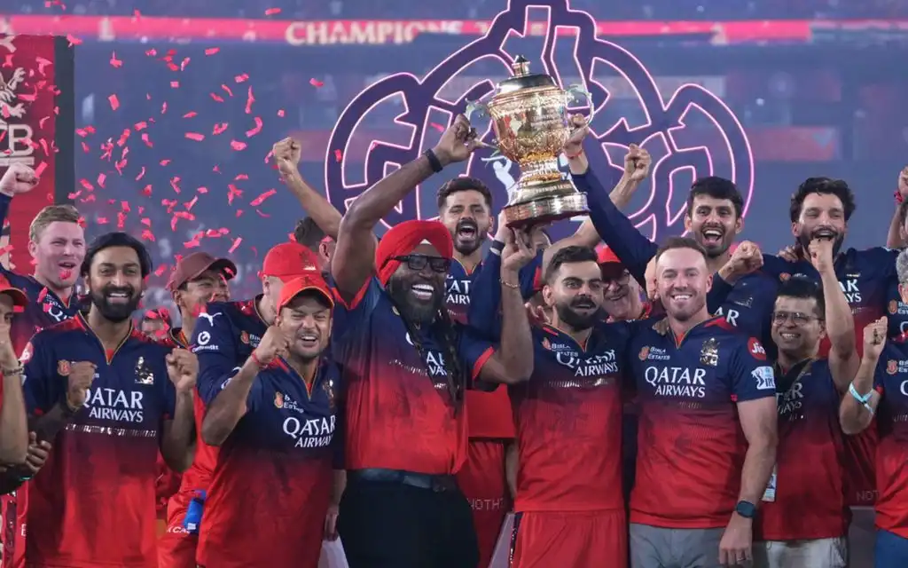 RCB after IPL victory (Source: AP)