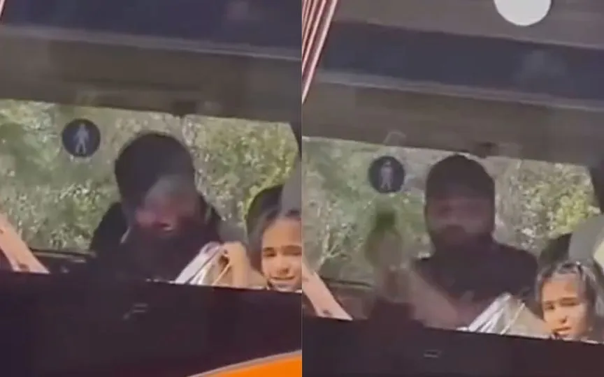 Rohit talking to Samaira - (Source : @ScreenGrab)