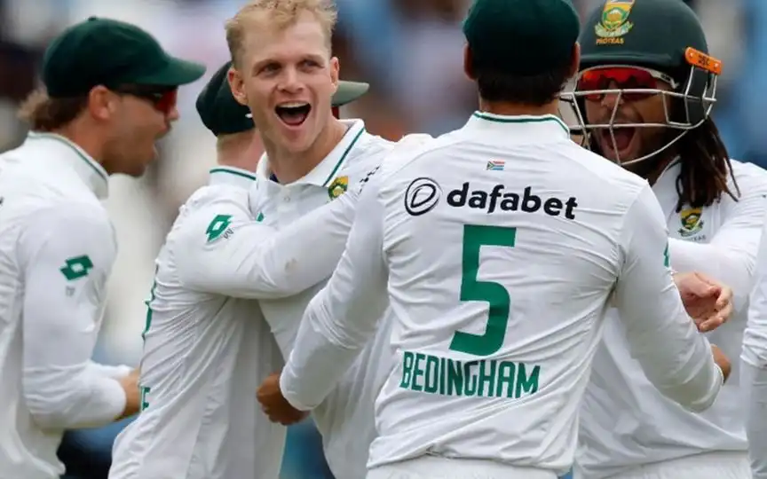 South African players during a Test match (Source:@ESPNcricinfo/X.com)
