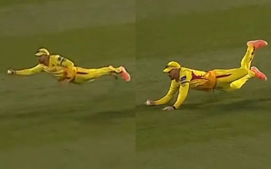 Faf du Plessis grabs a stunner in MLC 2025 [Source: @CricCrazyJohns/X]