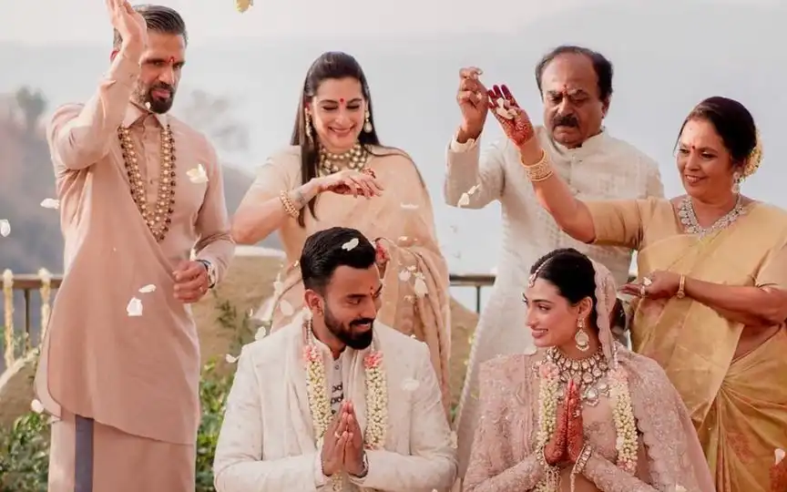 KL Rahul Family [Source: @suniel.shetty/Instagram]