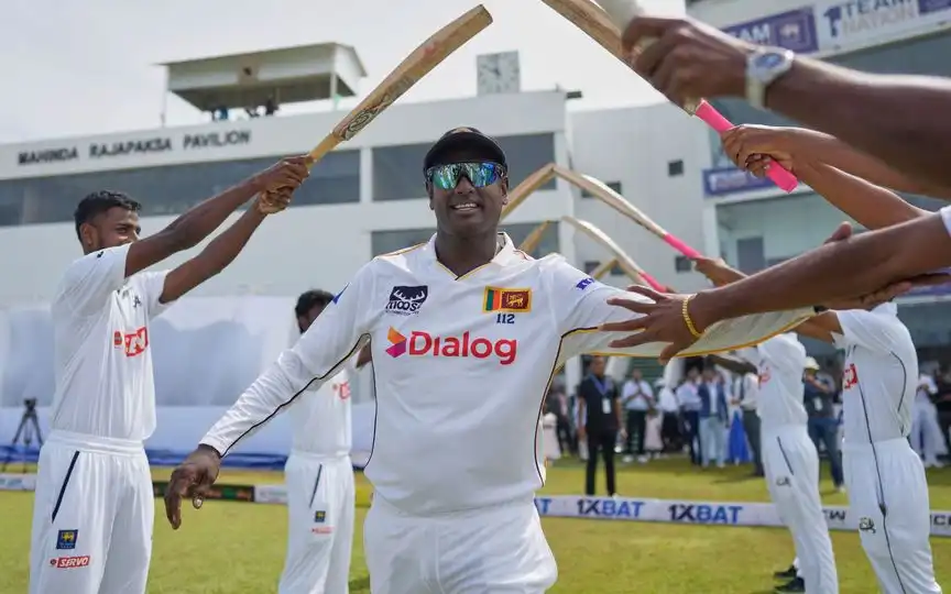 Angelo Mathews Gets A Guard Of Honour - (AP)