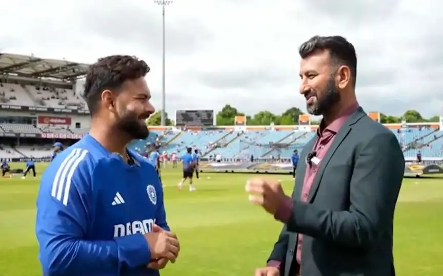 Rishabh Pant speaking with Pujara - (Source : @ScreenGrab/X.Com)