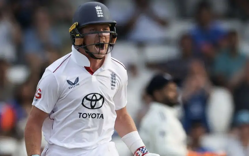 Ollie Pope roared back to form with a hundred [Source: @surreycricket/x.com]