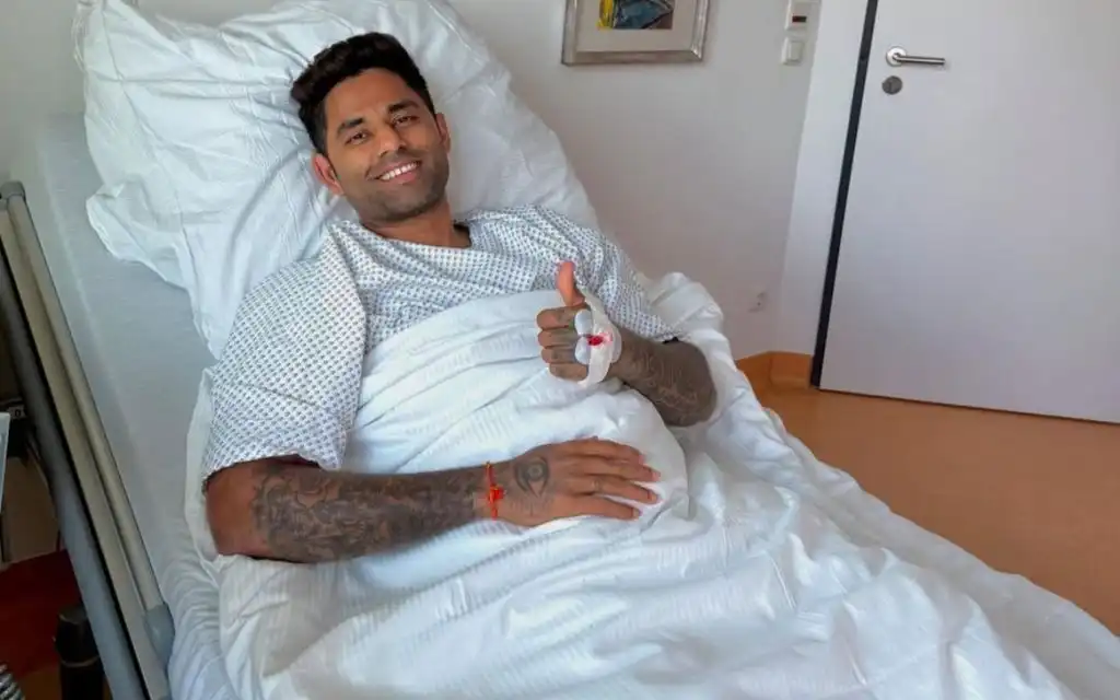 Suryakumar underwent successful sports hernia surgery [Source: @CricCrazyJohns/X]