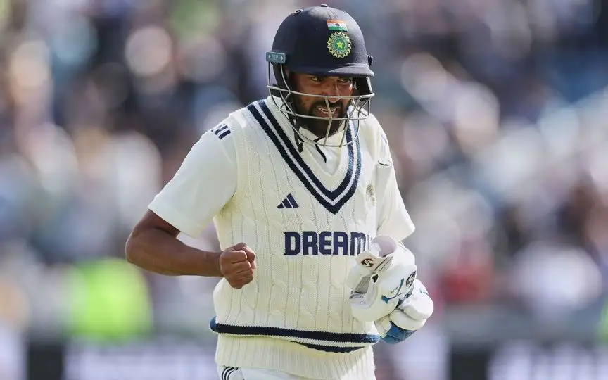 Mohammed Siraj Getting Hit - (Source : AP)