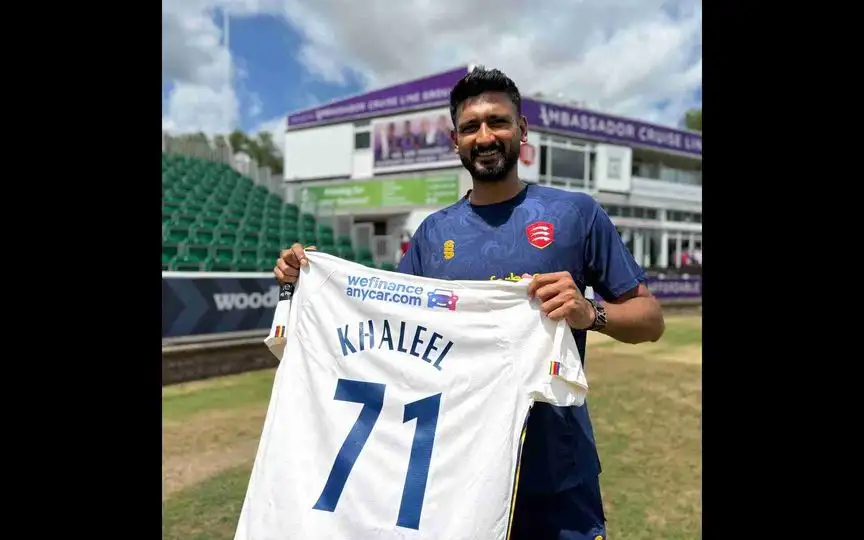 Khaleel Ahmed with Essex Jersey (Source:@EssexCricket/X.com)