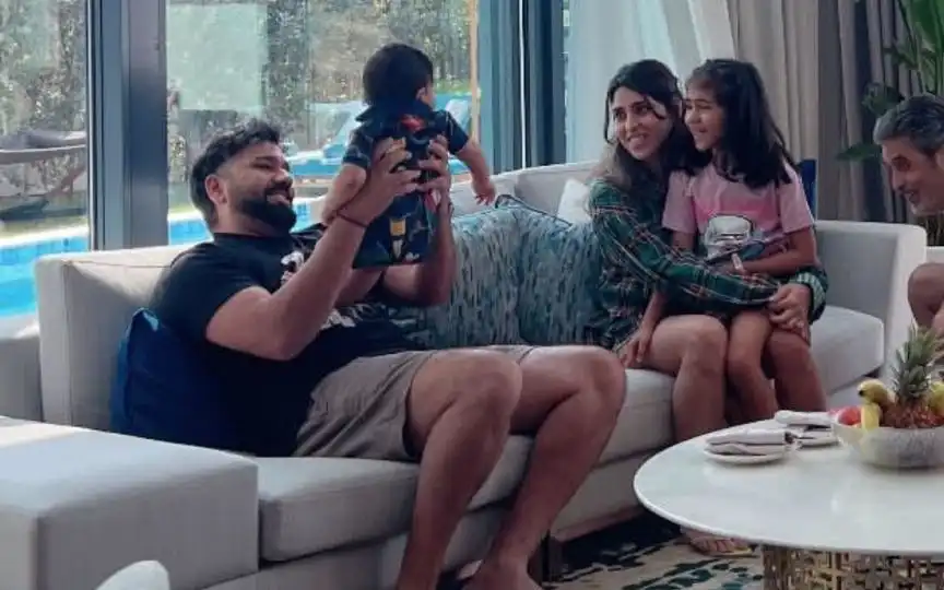 Rohit Sharma with Family (X.com/@rushiii_12)