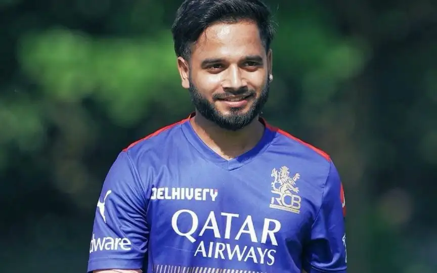 Suyash Sharma [Source: @coach_dk19/x.com]