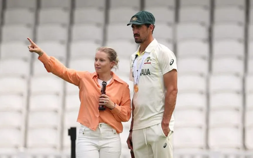 Mitchell Starc and Alyssa Healy. [Source - FlashCric/x.com]