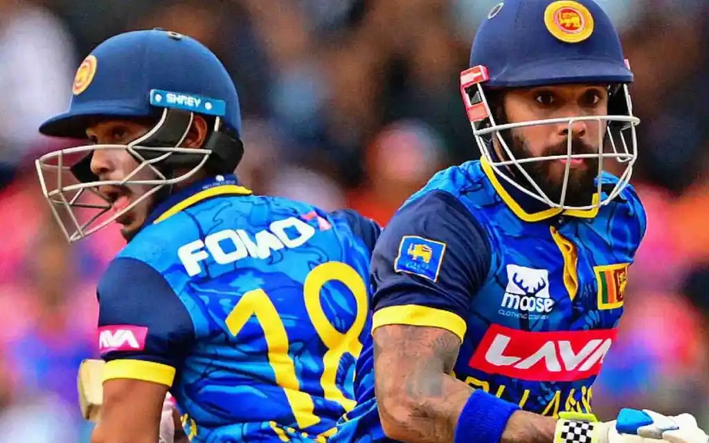 Nissanka and Mendis in partnership (Source:@ThurunuJ/X.com)