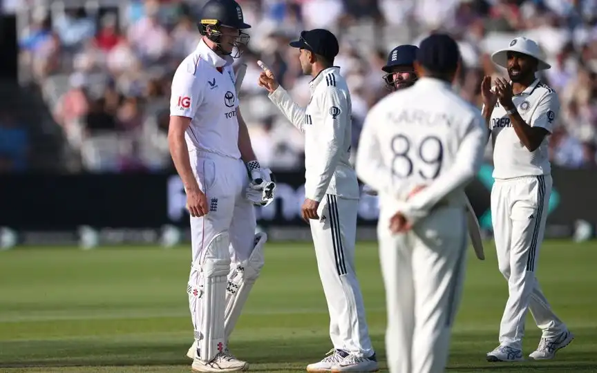 गिल ने क्रॉली से किया झगड़ा (Source: @CricCrazyJohns/X.com)