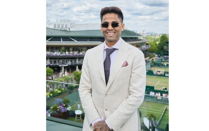 Sachin Tendulkar at Wimbledon 2025 (Source:@CricCrazyJohns,x.com)