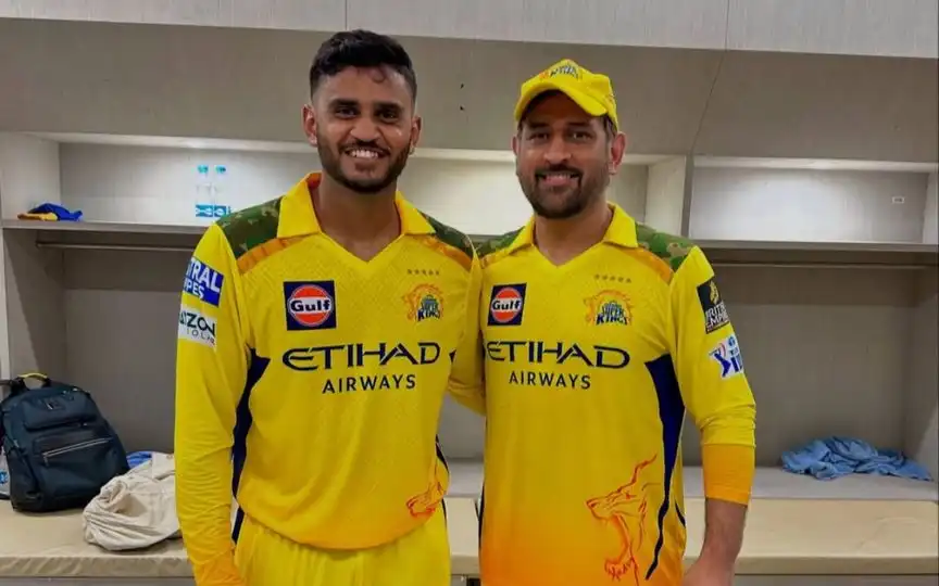 1753009457866_Urvil_Dhoni "Two Good News": Urvil Patel Reveals Receiving Offer From RCB, CSK On Same Day For IPL 2025 - OneCricket