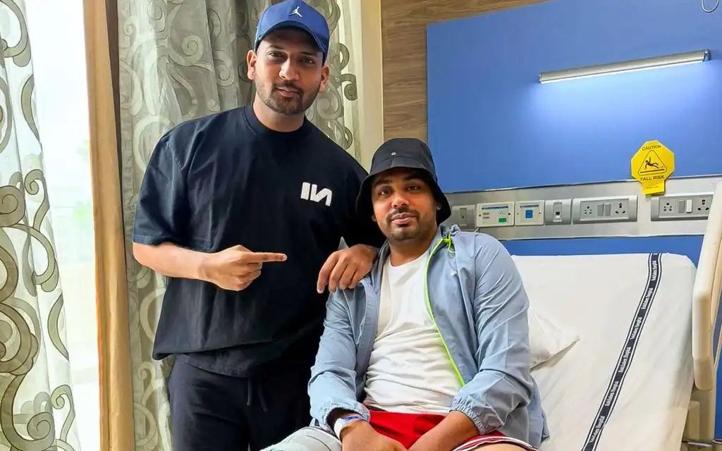 Avesh Khan Undergoes A Knee Surgery (Source: @CricCrazyJohns/x.com)